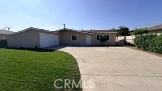 Photo of 329 Hawthorne ST, Rialto, CA 92376 (MLS # PW26206066)