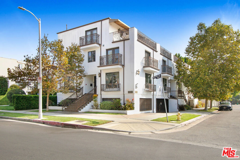 Elegant 3-Bedroom Townhome Near Roxbury Park. Prime Beverly Hills Adjacent. Welcome to this stunning and spacious 3 bed, 3.5 bath residence in one of the most coveted neighborhoods just steps from Roxbury Park and minutes from Century City! Boasting over 2,000 sq ft, this tri-level townhome offers an ideal blend of luxury, comfort, and location.Enjoy soaring high ceilings, hardwood floors, and a dramatic marble fireplace in the sunlit living area. The chef's kitchen flows seamlessly into the open dining space, perfect for entertaining.Retreat to the expansive master suite on the third floor featuring a private balcony, walk-in closet, and spa-inspired en-suite bath. Additional highlights include central A/C, in-unit washer/dryer, updated lighting, and direct-access two-car garage.Located walking distance to Beverly Drive and just five minutes to Century City, this gem is ideally situated in a quiet residential pocket with easy access to world-class shopping, dining, and entertainment. Available for move-in August 15 don't miss this rare opportunity!