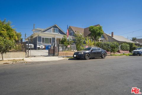 Photo of 2941 W 14th Street, Los Angeles, CA 90006 (MLS # 25587065)