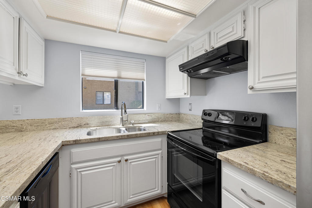 Oaknoll Villas-314 - 1002792 - Residential