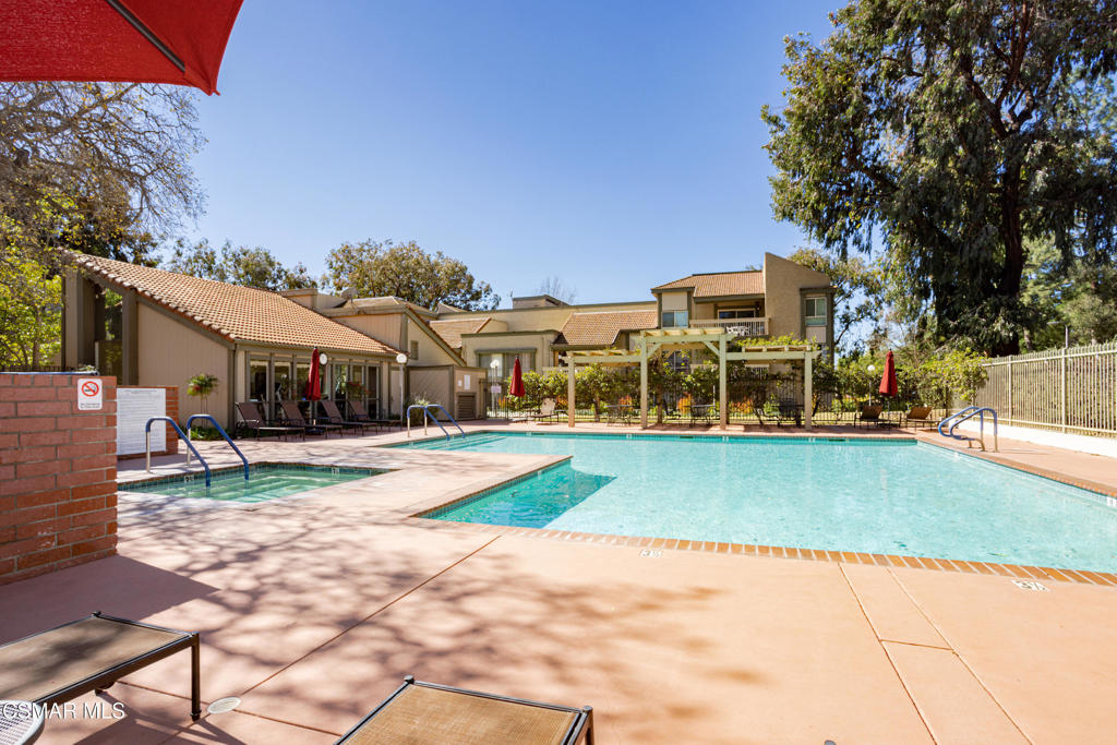 Oaknoll Villas-314 - 1002792 - Residential
