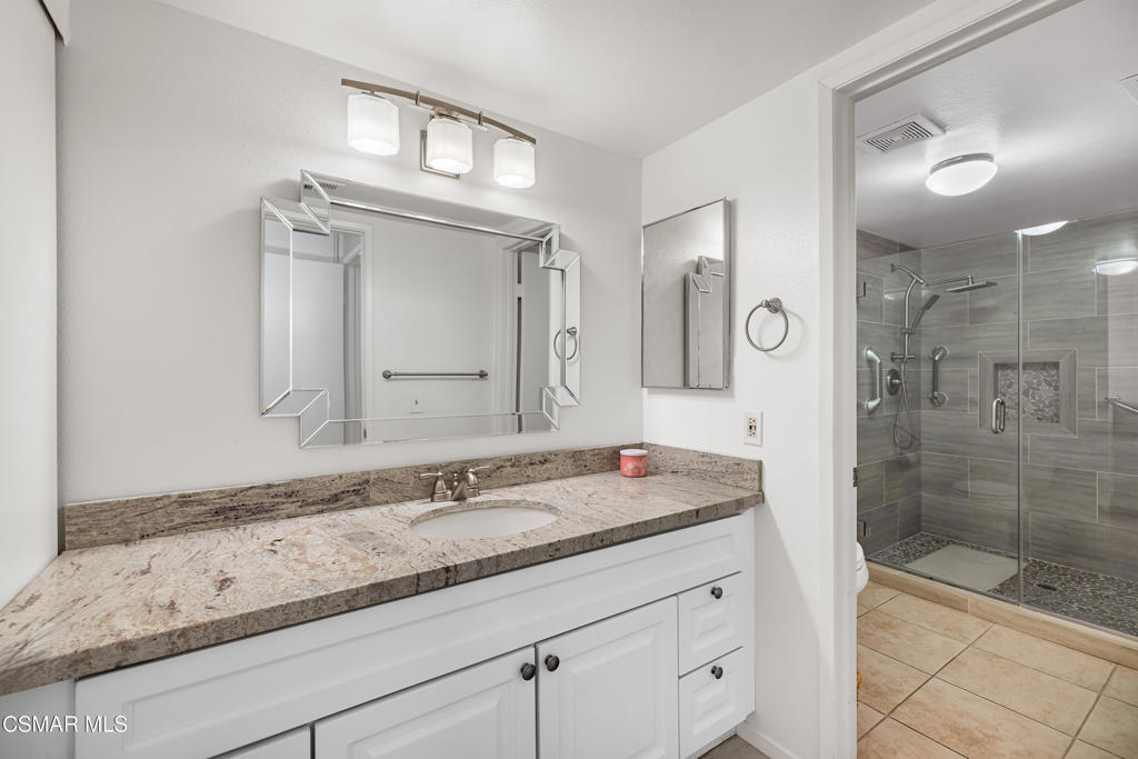 Oaknoll Villas-314 - 1002792 - Residential