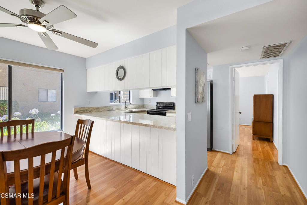 Oaknoll Villas-314 - 1002792 - Residential
