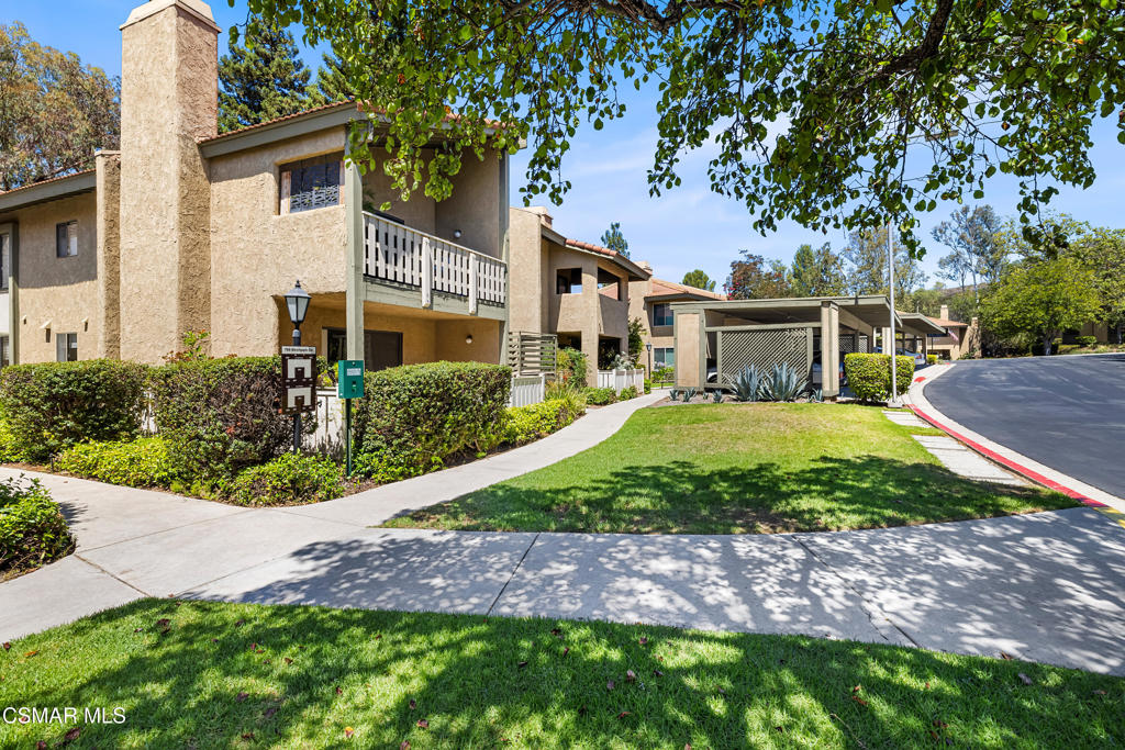 769 Birchpark Circle 101