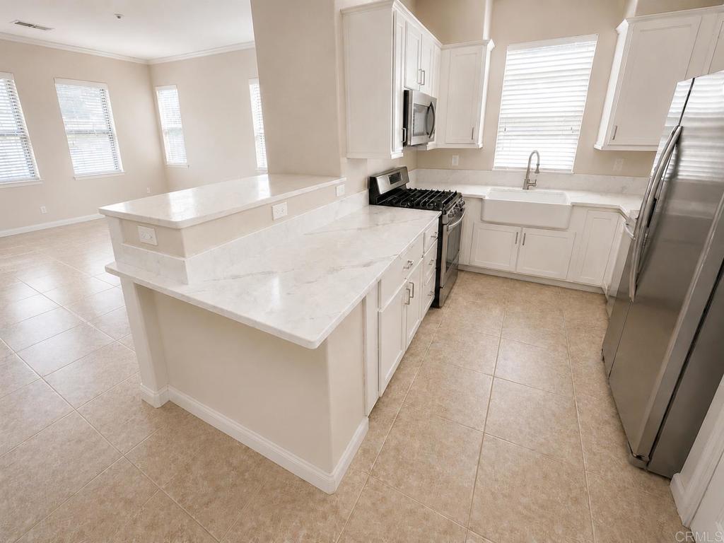 1227 Highbluff Ave