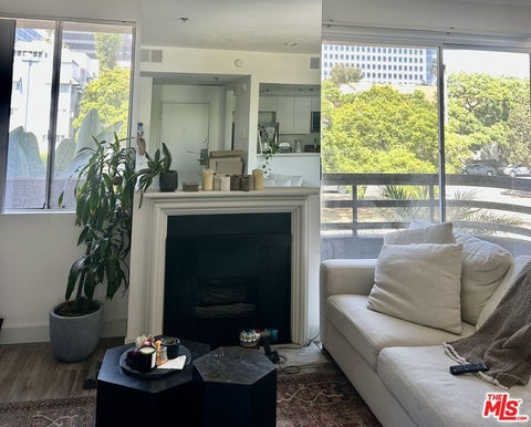 Photo of 8614 Burton Way #104, Los Angeles, CA 90048 (MLS # 26990563)
