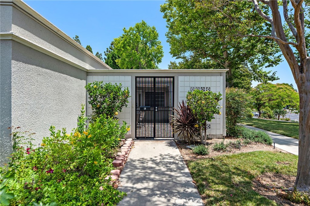 456 Avenida Seville C