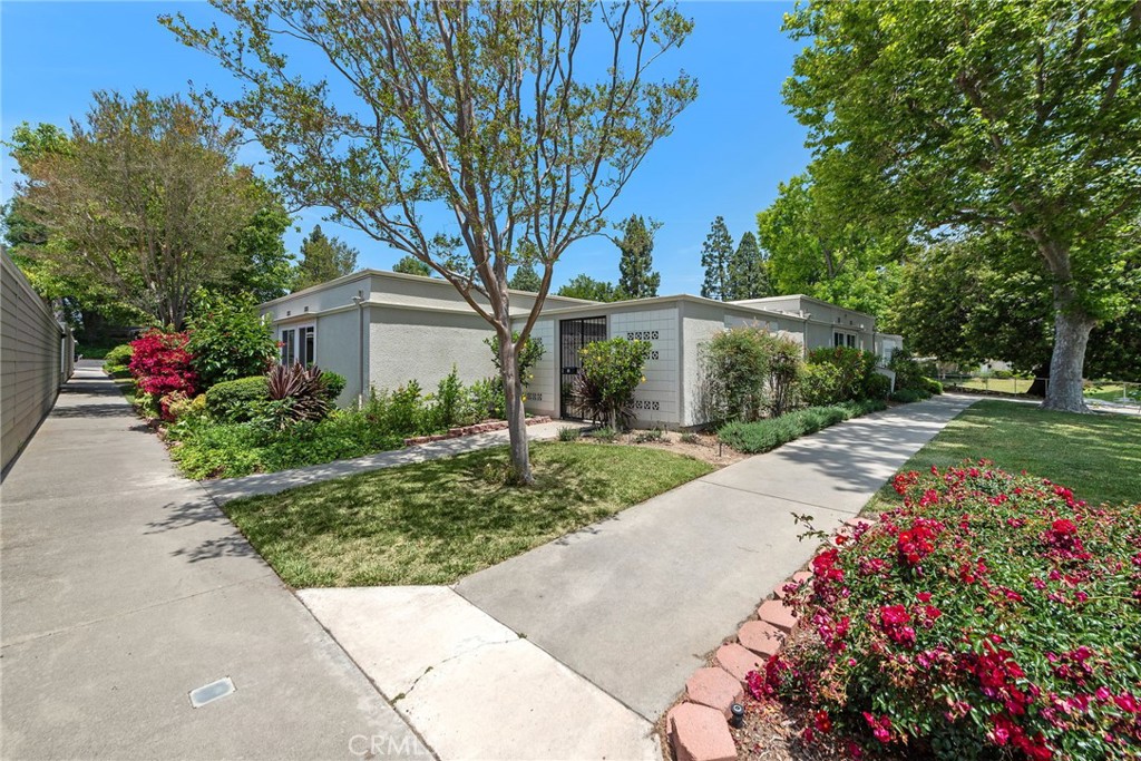 456 Avenida Seville C
