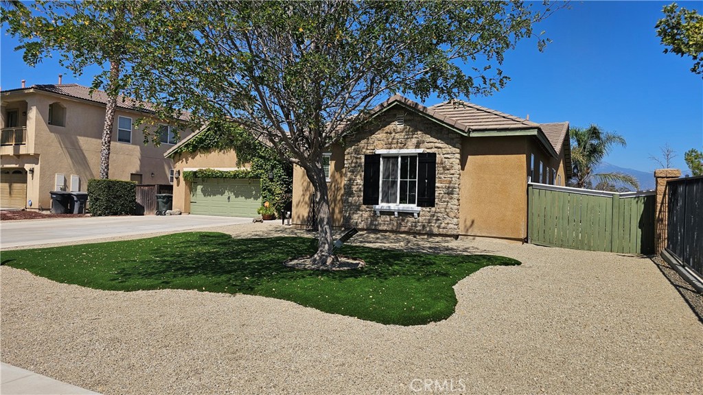 1742 Caseros Drive