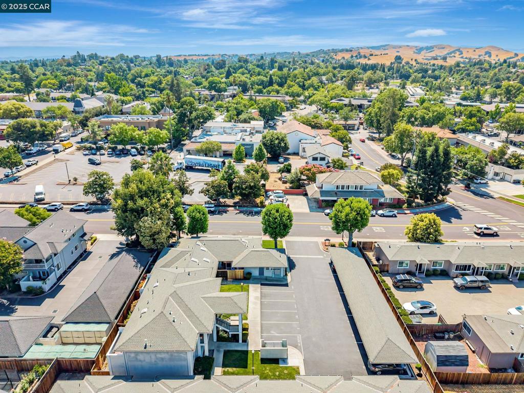 DOWNTOWN - Residential