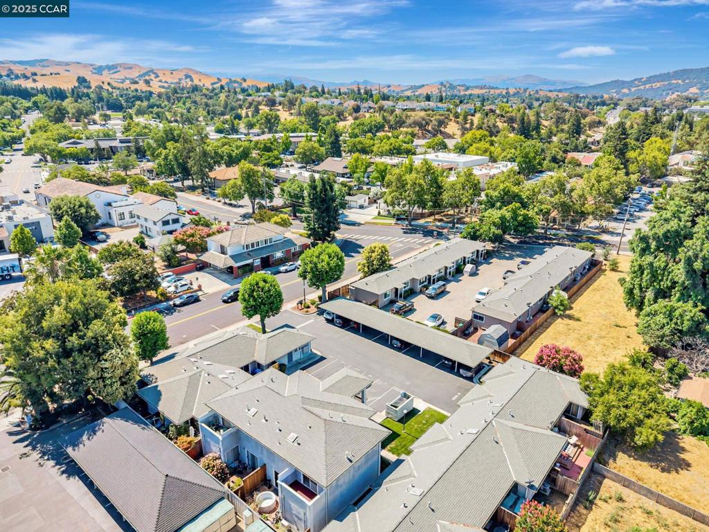 DOWNTOWN - Residential