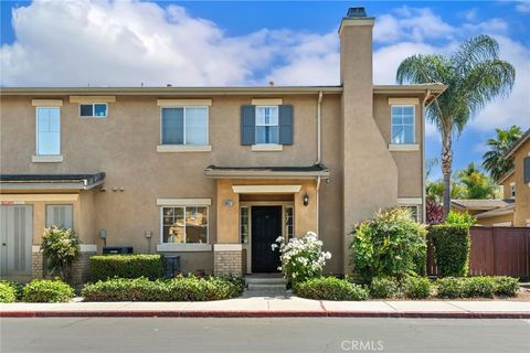 Photo of 39951 Millbrook Way #B, Murrieta, CA 92563 (MLS # SW26105478)