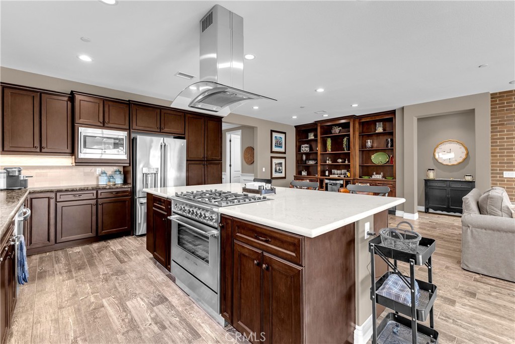 51653 Rolling Green Court