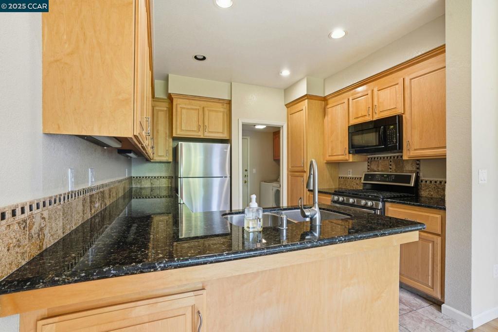 CHAPARRAL SPRNGS - Residential