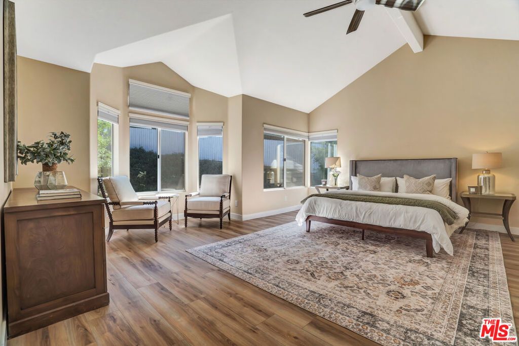 Photo of 1812 Marview Drive, Thousand Oaks, CA 91362 (MLS # 26667949)