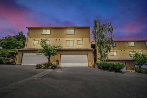 Photo of 20111 20111 W Ridge St #24, Castro Valley, CA 94546 (MLS # 41124457)