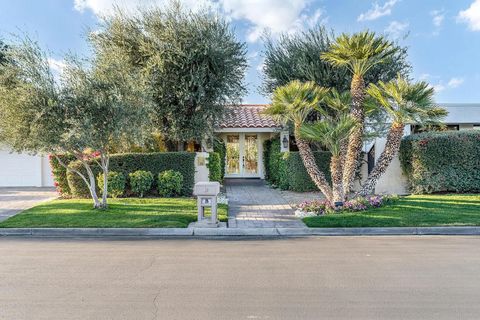 Photo of 31 Stanford Drive, Rancho Mirage, CA 92270 (MLS # 219143675PS)