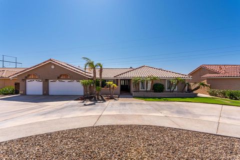 Photo of 2224 Dekens Court, Blythe, CA 92225 (MLS # 219140576DA)