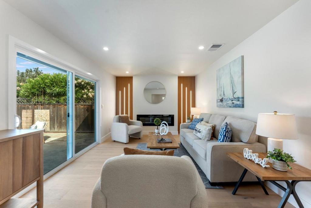 34843 Warwick Court