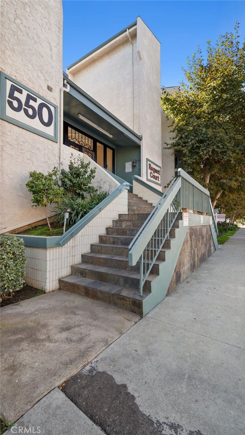 Photo of 550 W Regent Street #302, Inglewood, CA 90301 (MLS # SB25231358)