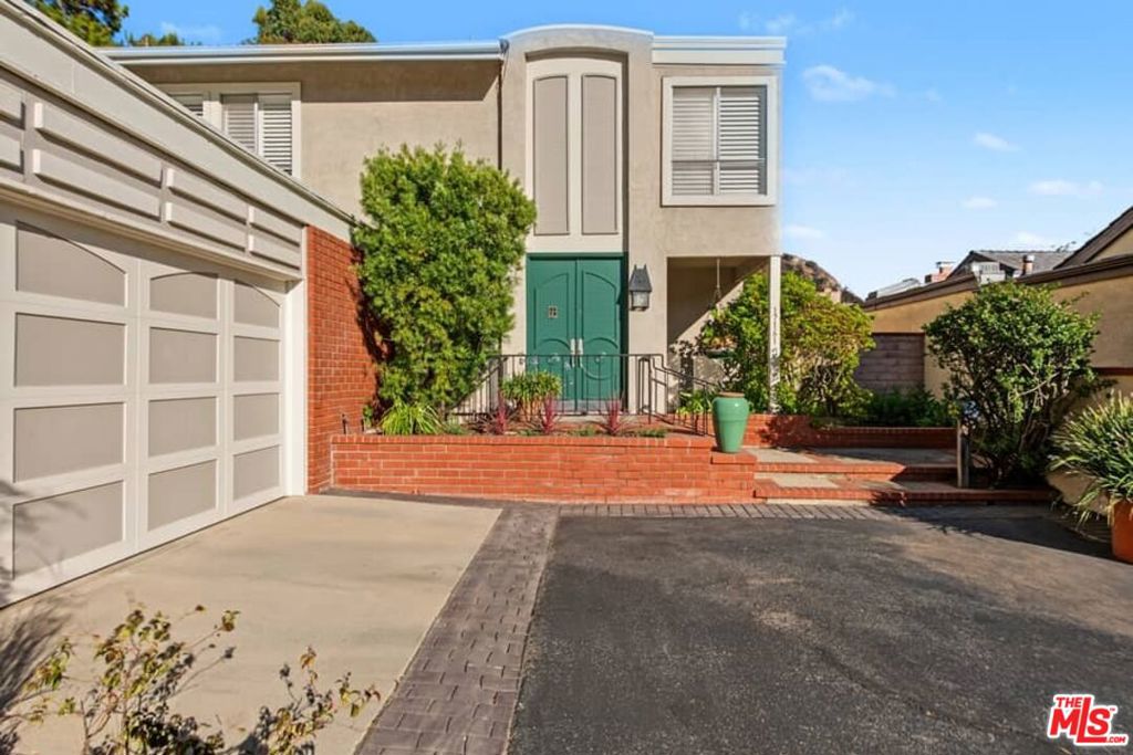 17161 Avenida De Santa Ynez, Pacific Palisades CA 90272