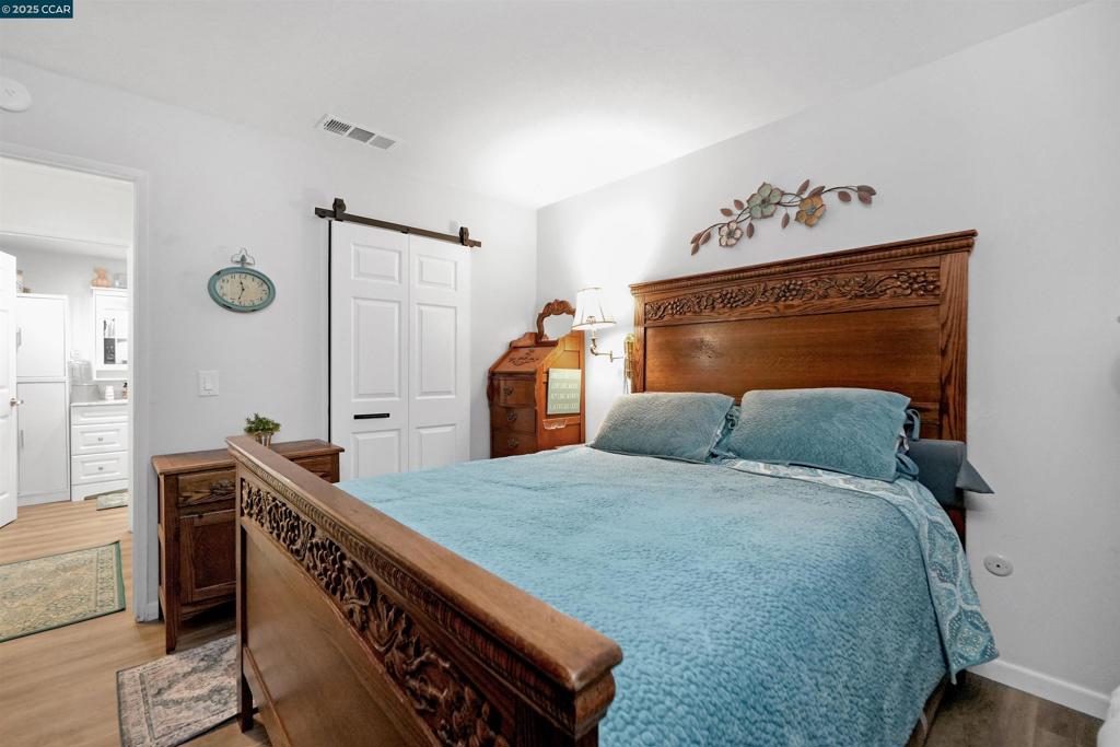 SUNNY GLEN - Residential