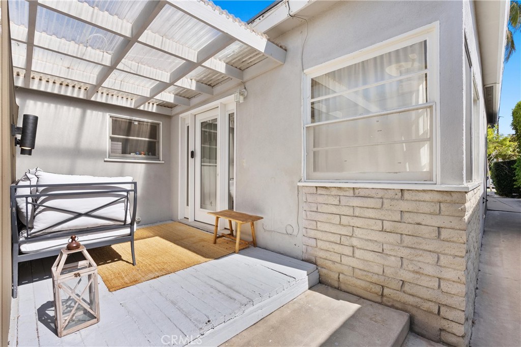 Corona del Mar South of PCH (CDMS) - Residential Income