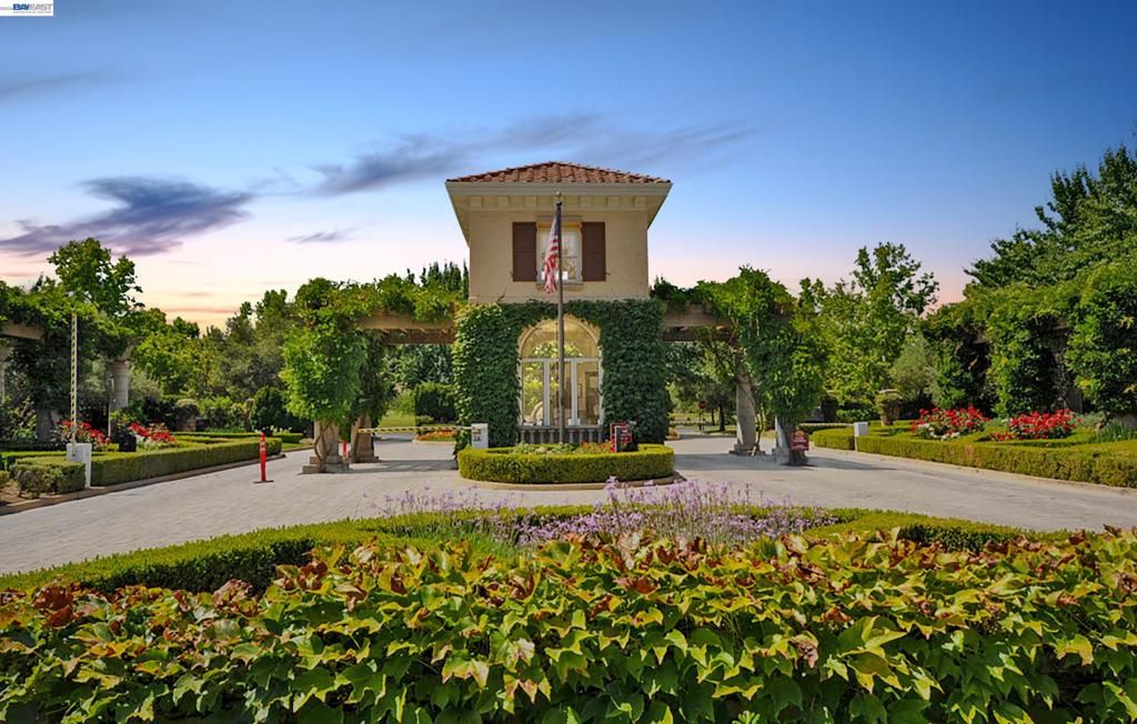 Photo of 496 Montori Ct Ct, Pleasanton, CA 94566 (MLS # 41129660)