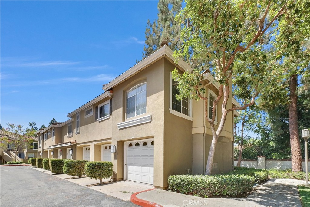 118 Gallery Way
