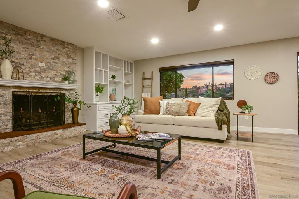 9812 Bonnie Vista Pl