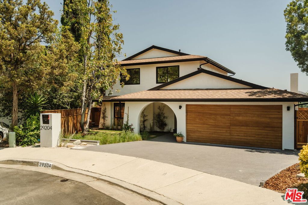 29204 Deep Shadow Drive