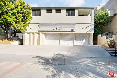Photo of 1037 11th Street #9, Santa Monica, CA 90403 (MLS # 25631657)