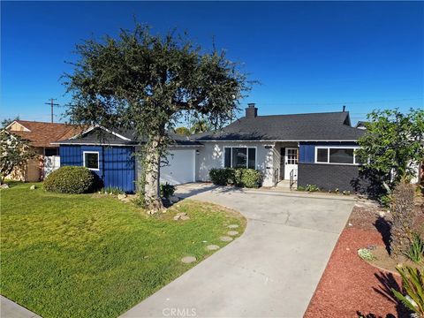 Photo of 10703 Woodruff Avenue, Downey, CA 90241 (MLS # DW26048747)