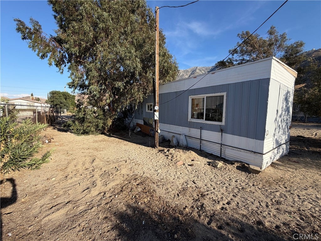 15217 Peach Street