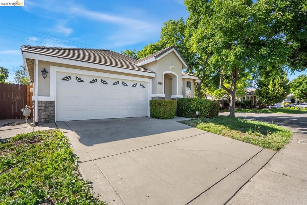 Photo of 3444 Zalema WAY Way, Sacramento, CA 95834 (MLS # 41131330)