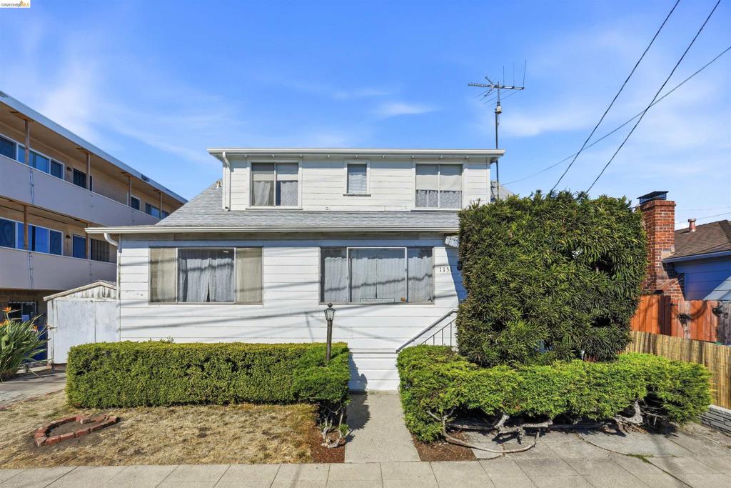 1151 Washington Ave AVE