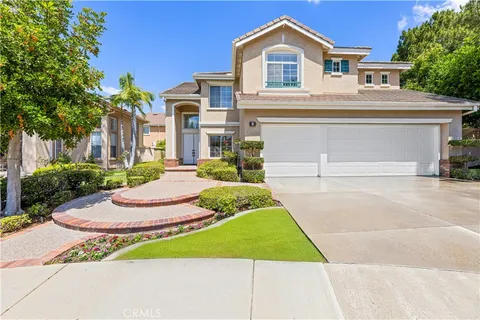 MLS: OC26086404