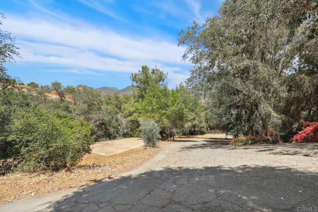 1529 Cloverdale Road