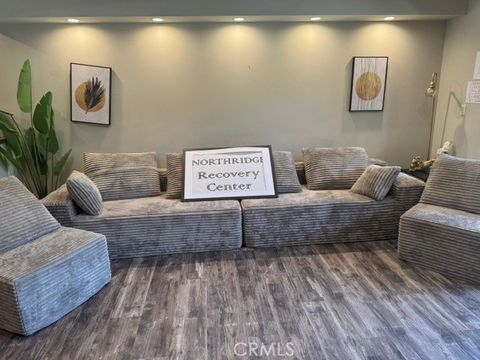 Photo of 5237 Topanga Canyon, Woodland Hills, CA 91364 (MLS # SR26113497)