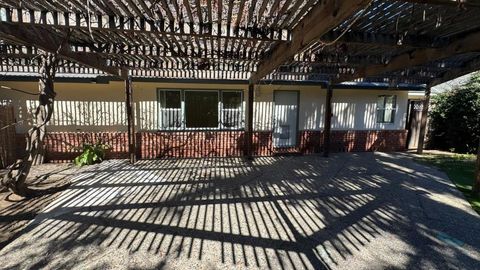 Photo of 1217 Awalt Dr #Unit A, Mountain View, CA 94040 (MLS # ML82041535)