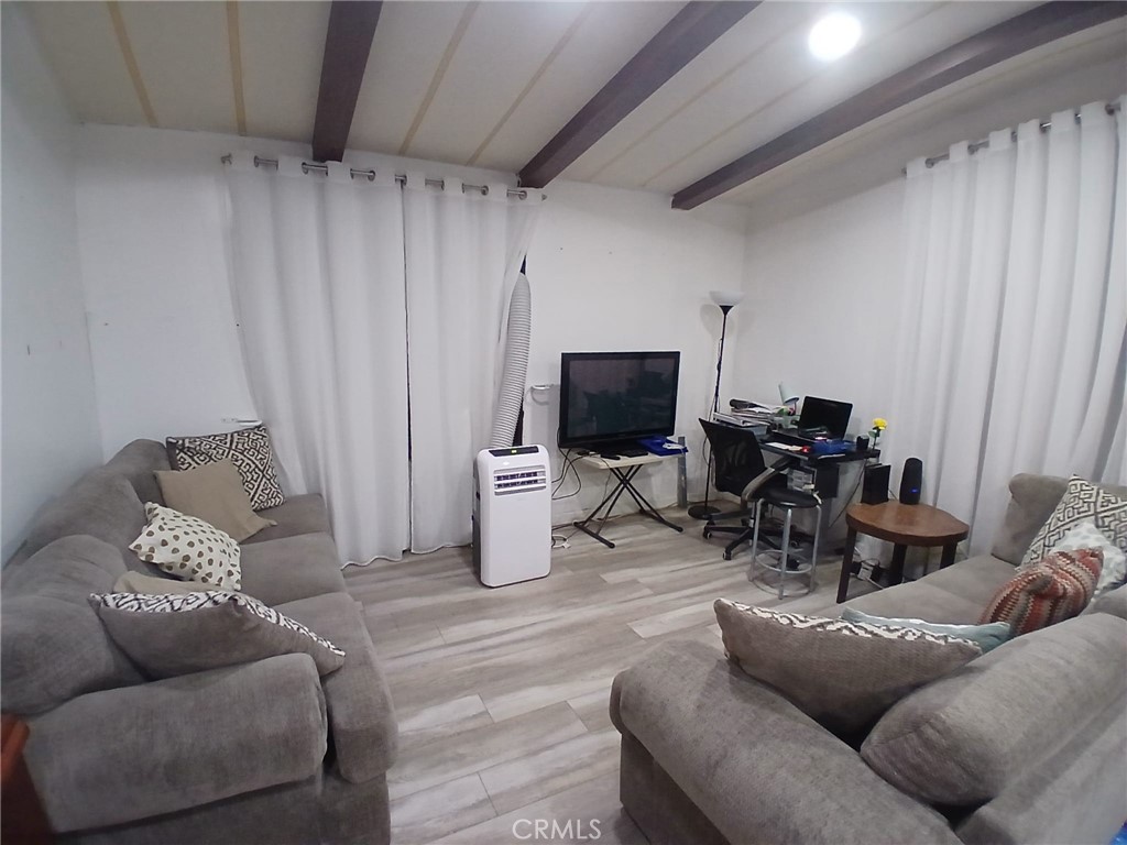 3667 Valley Boulevard 54