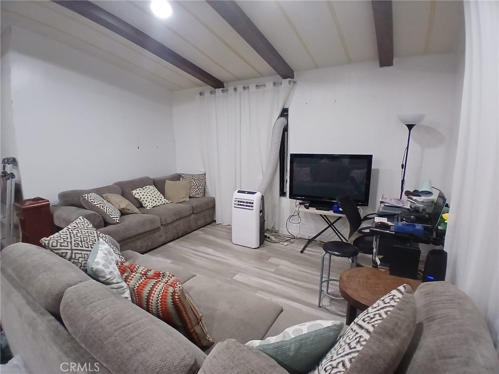 3667 Valley Boulevard 54