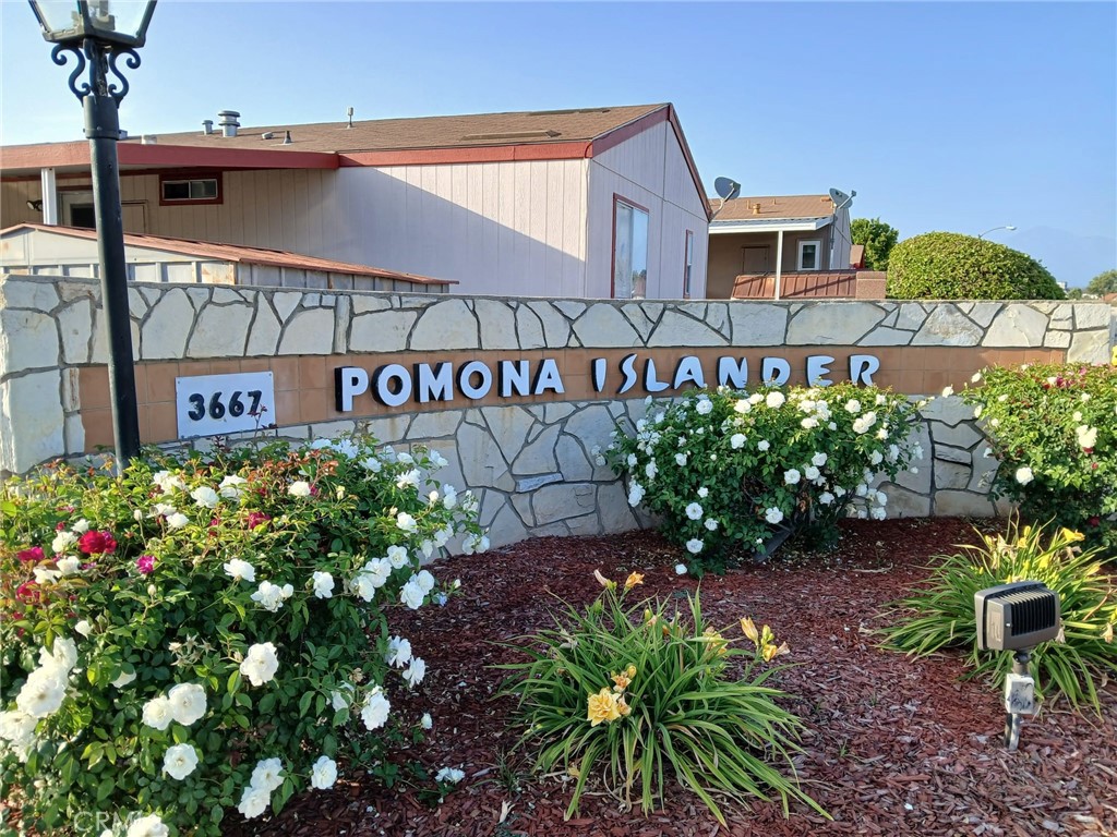 3667 Valley Boulevard 54