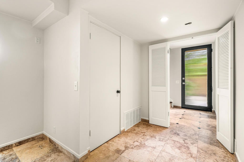 2501 N Indian Canyon Drive 603