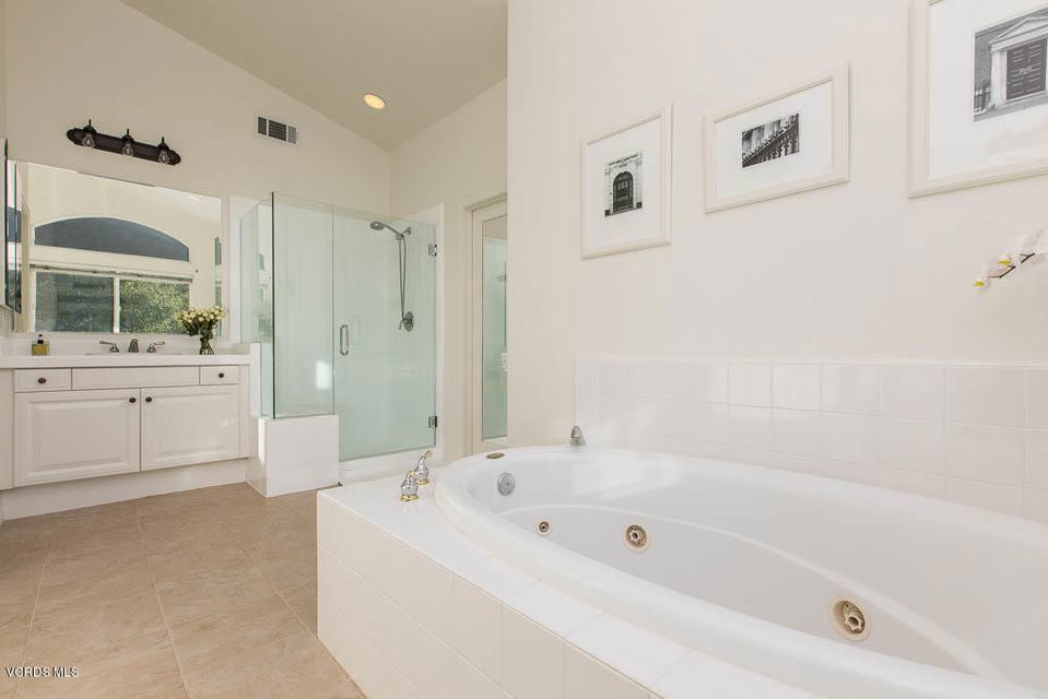 Regency Hills-903 - 1006112 - Residential