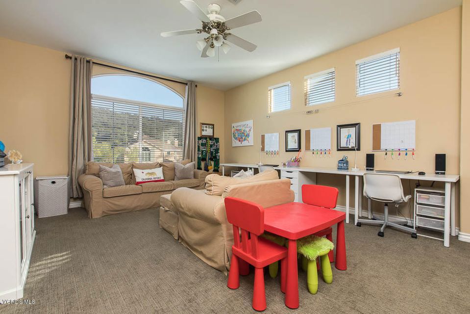 Regency Hills-903 - 1006112 - Residential