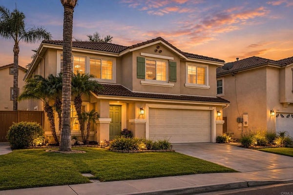 316 SPRING CANYON WAY, OCEANSIDE, CA 92057 - Image f55dc4e4c872e51cca7ad0a2d62f2b97/1114652060