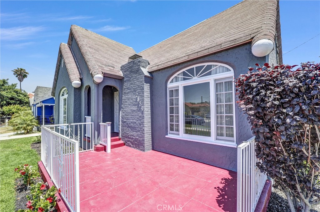 2850 S Norton Ave