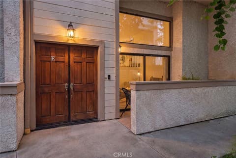 Photo of 26120 Alizia Canyon Dr, Calabasas, CA 91302 (MLS # SR26163895)