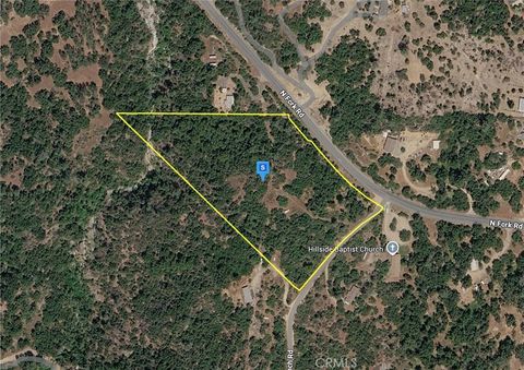 Photo of 55200 Rd 200, North Fork, CA 93643 (MLS # AR26049786)